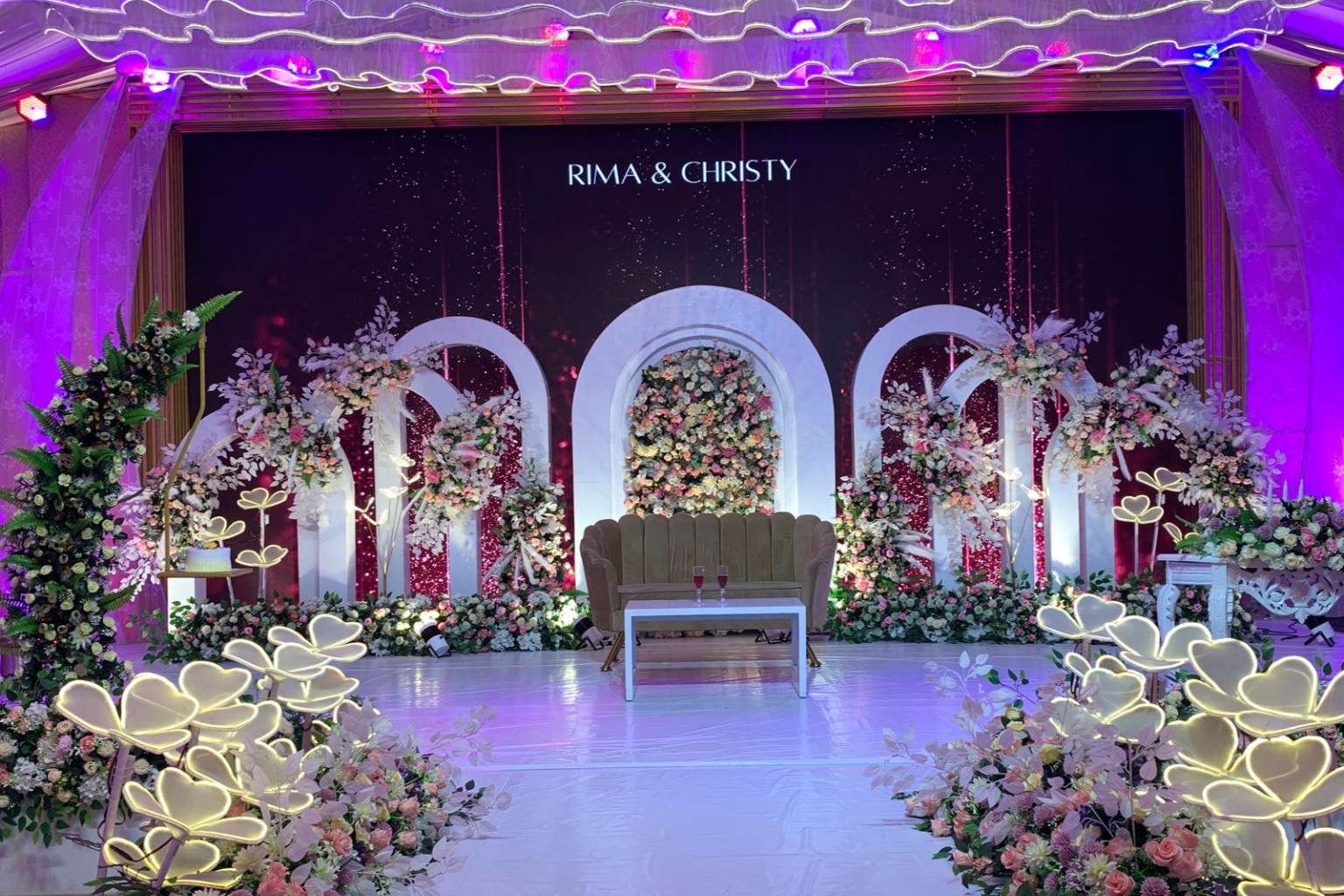 Wedding Stage Decoration - Best Wedding Venue in Kerala - LA Mirage Koratty